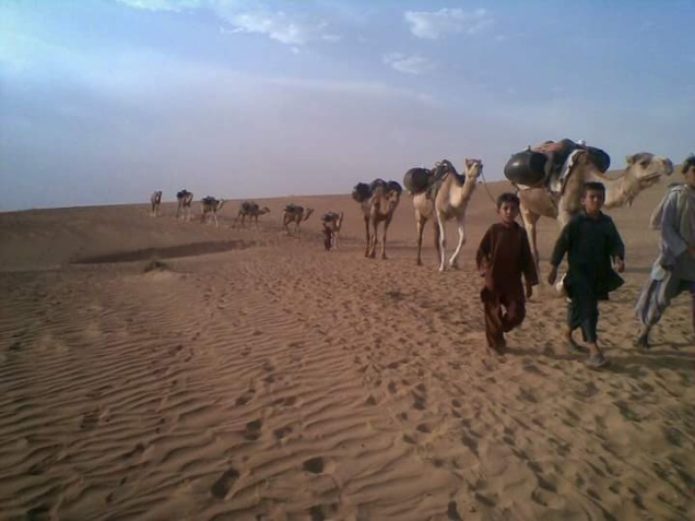 kharan-desert-and-water-caravan